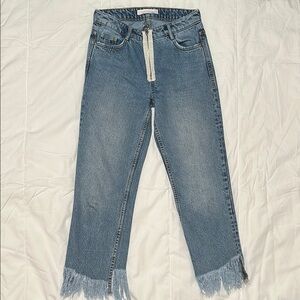 Zara Blue Cropped Jeans with Frayed Hem
